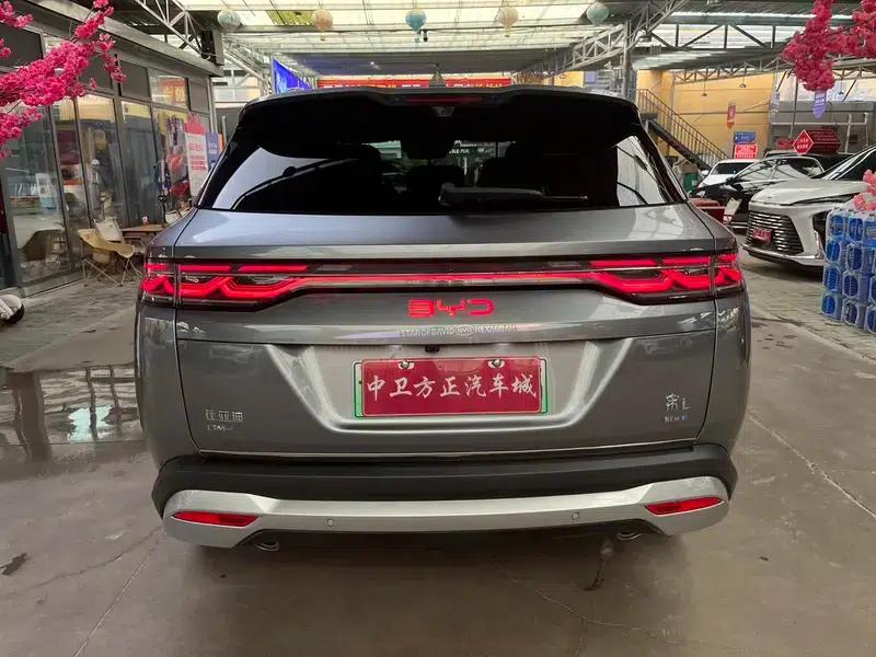 Song L DM 2025 Smart Driving Edition DM-i 160KM Superior Model — миниатюра 5
