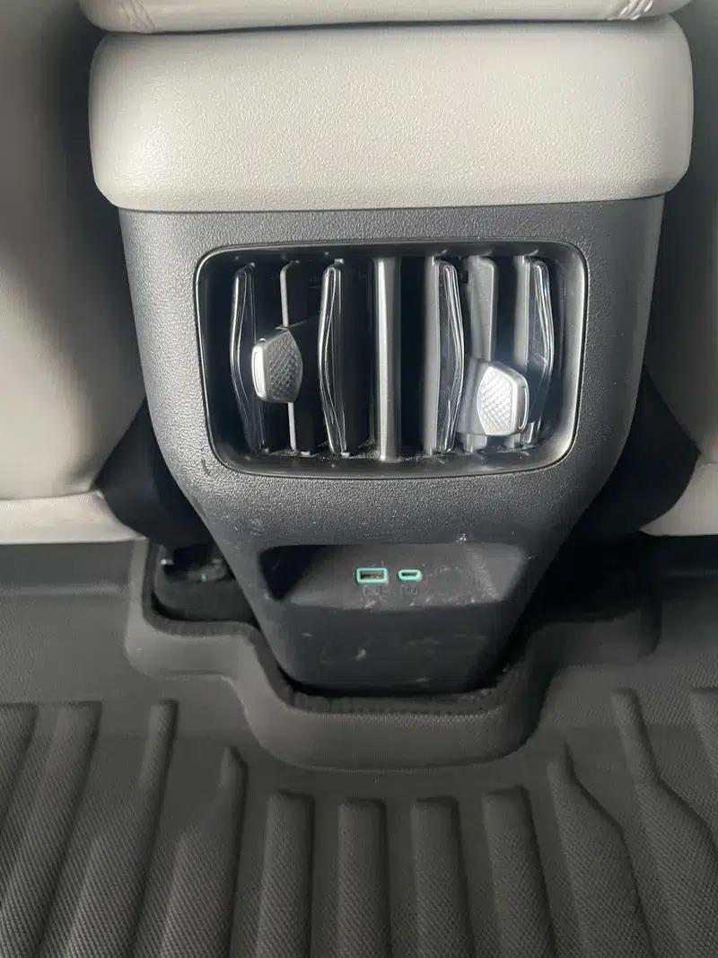 Hiace 05EV 2025 Model 520KM Flagship Intelligent Navigation Edition — миниатюра 13