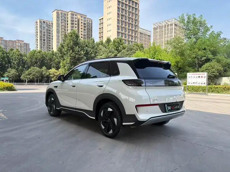 Hiace 05EV 2025 Model 520KM Flagship Intelligent Navigation Edition — миниатюра 4