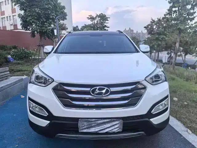 Santa Fe 2013 2.4L Automatic 2WD Smart Edition