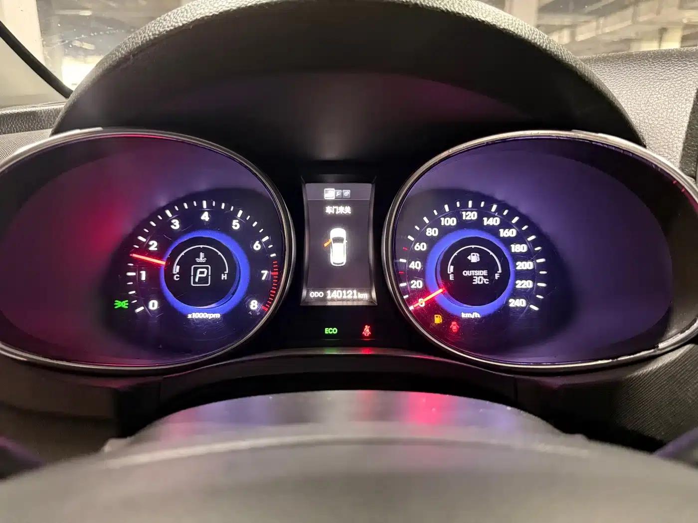 Santa Fe 2013 2.4L Automatic 2WD Smart Edition — миниатюра 10