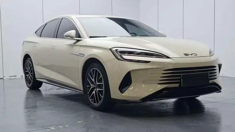 Seal 07DM 2025 Intelligent Driving Edition DM-i 125KM Luxury Model — миниатюра 3