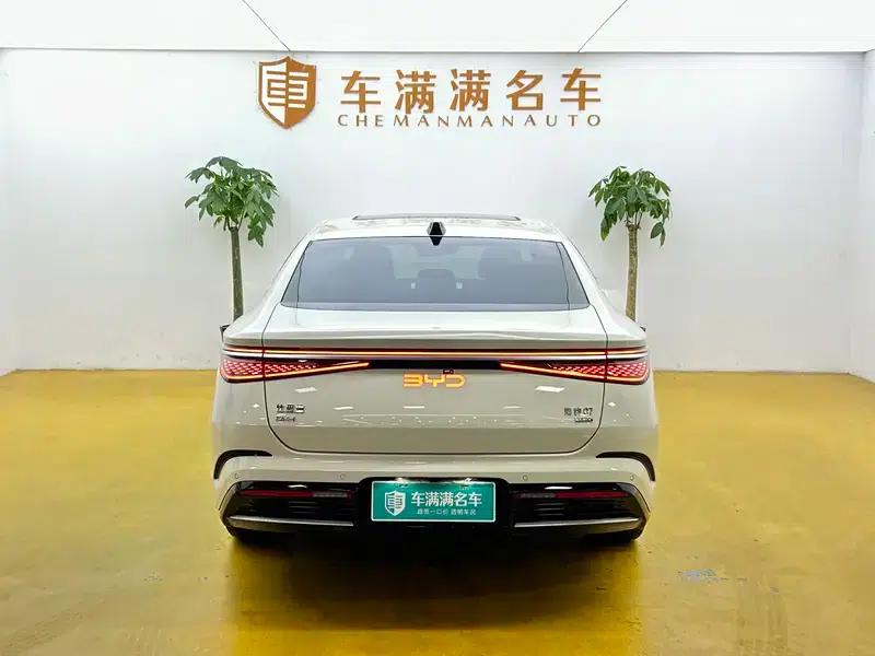 Seal 07DM 2025 Intelligent Driving Edition DM-i 125KM Premium — миниатюра 3