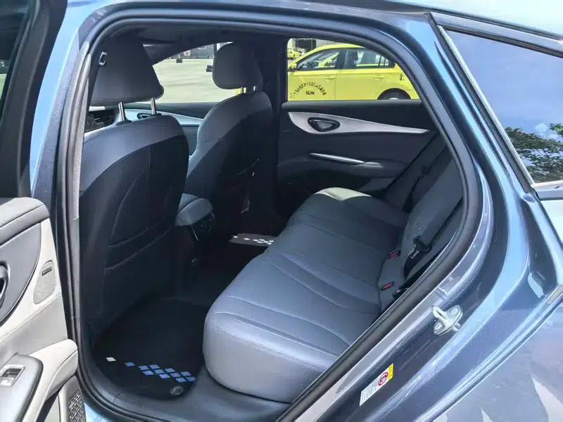 Seal 07DM 2025 Intelligent Driving Edition DM-i 125KM Premium — миниатюра 9