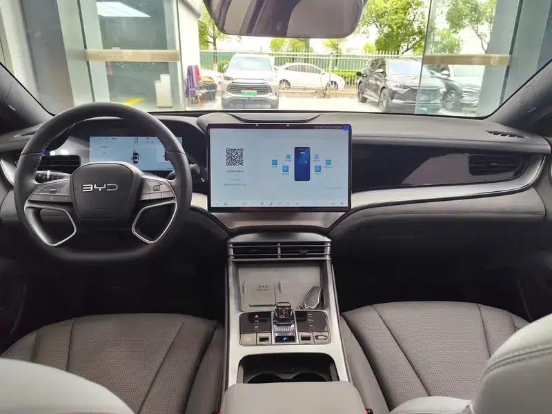 Seal 07DM 2025 Intelligent Driving Edition DM-i 125KM Premium — миниатюра 8