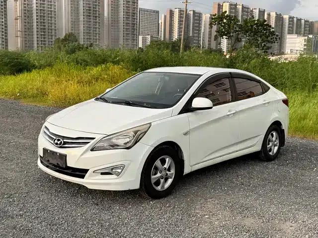2014 Hyundai Reina 1.4L Automatic Intelligent GLS