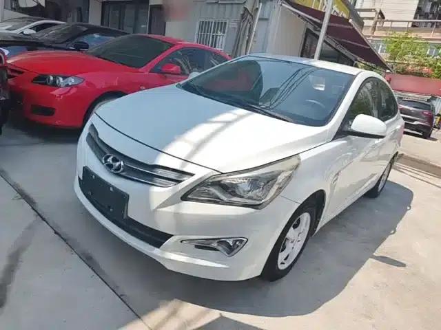 2014 Hyundai Reina 1.4L Automatic Intelligent GLS