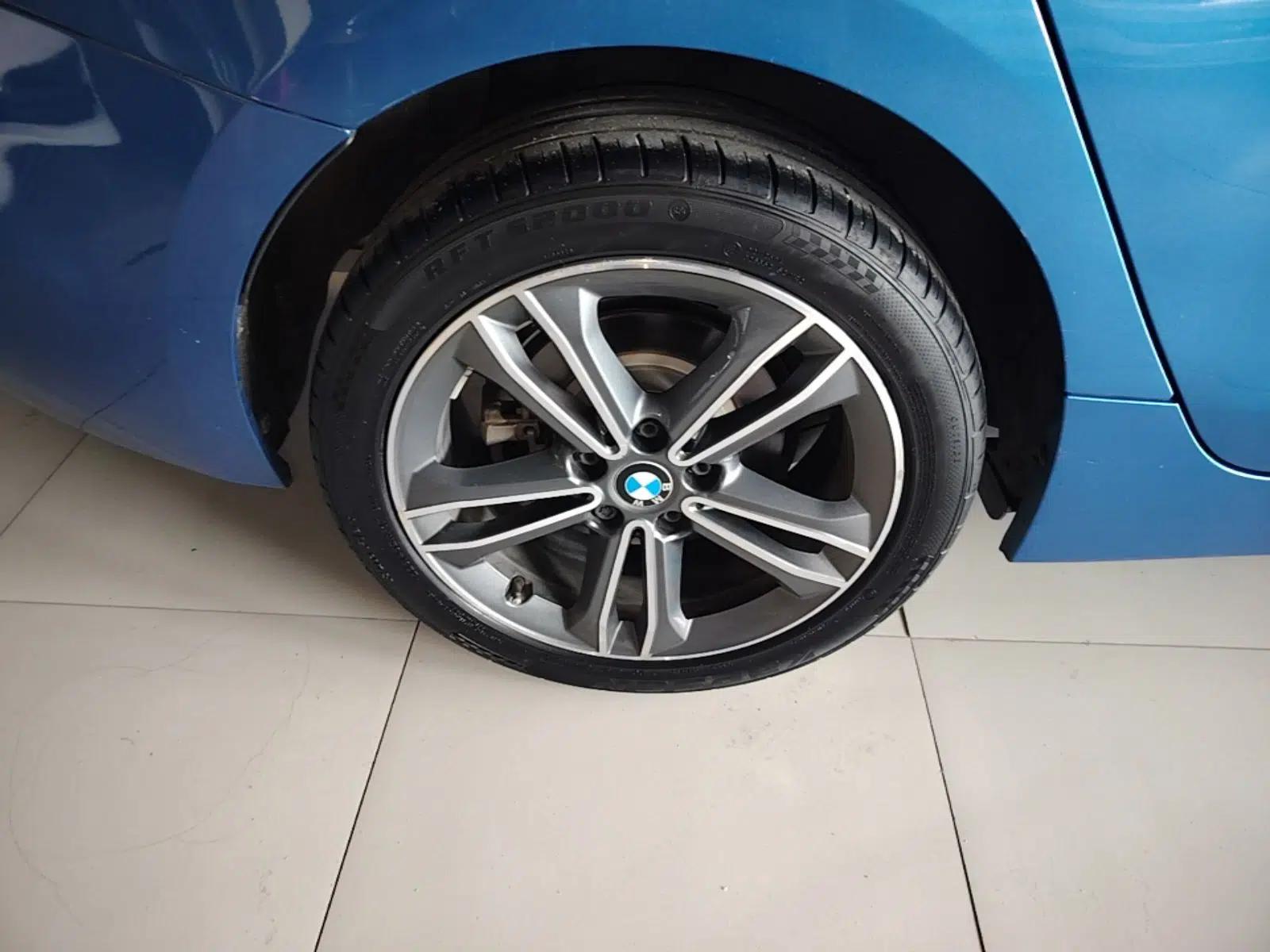 BMW 1 Series 2017 118i Sport Edition — миниатюра 11