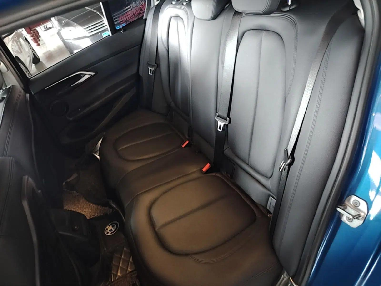 BMW 1 Series 2017 118i Sport Edition — миниатюра 20