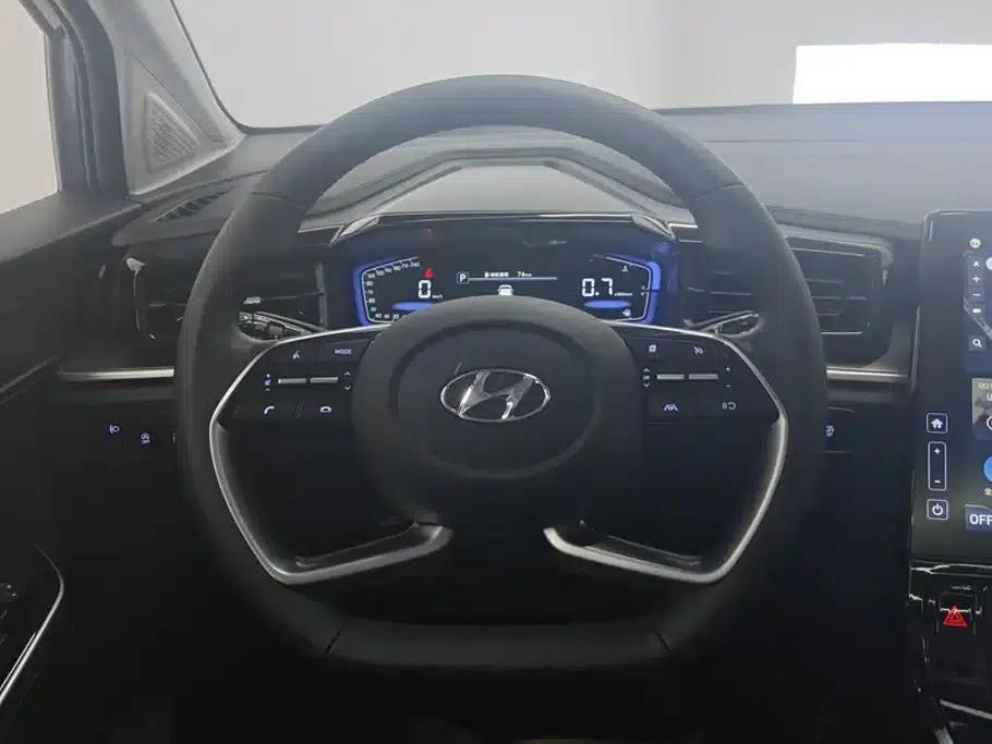 Kusto 2024 270TGDi LUX Premium Edition — миниатюра 15