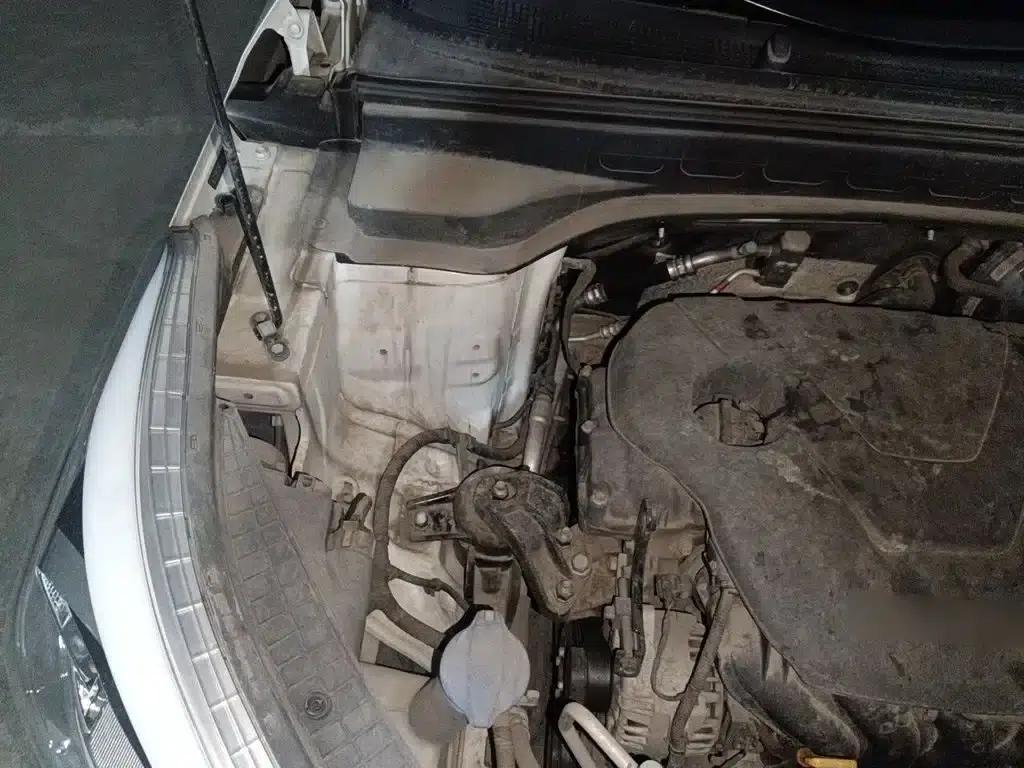 Beijing Hyundai ix25 2015 1.6L Automatic 2WD Smart GLS — миниатюра 21