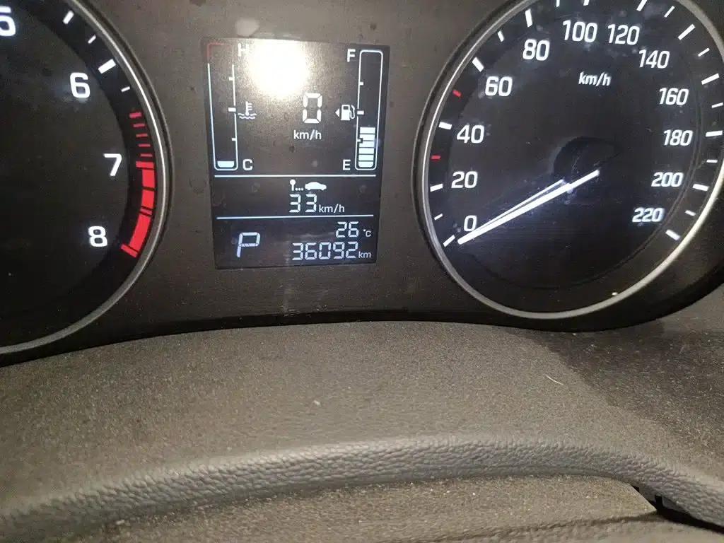 Beijing Hyundai ix25 2015 1.6L Automatic 2WD Smart GLS — миниатюра 5