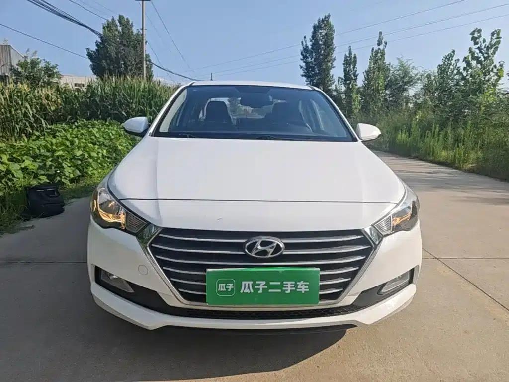 2016 Hyundai Verna 1.4L Automatic GLS (Cool Edition) — миниатюра 3