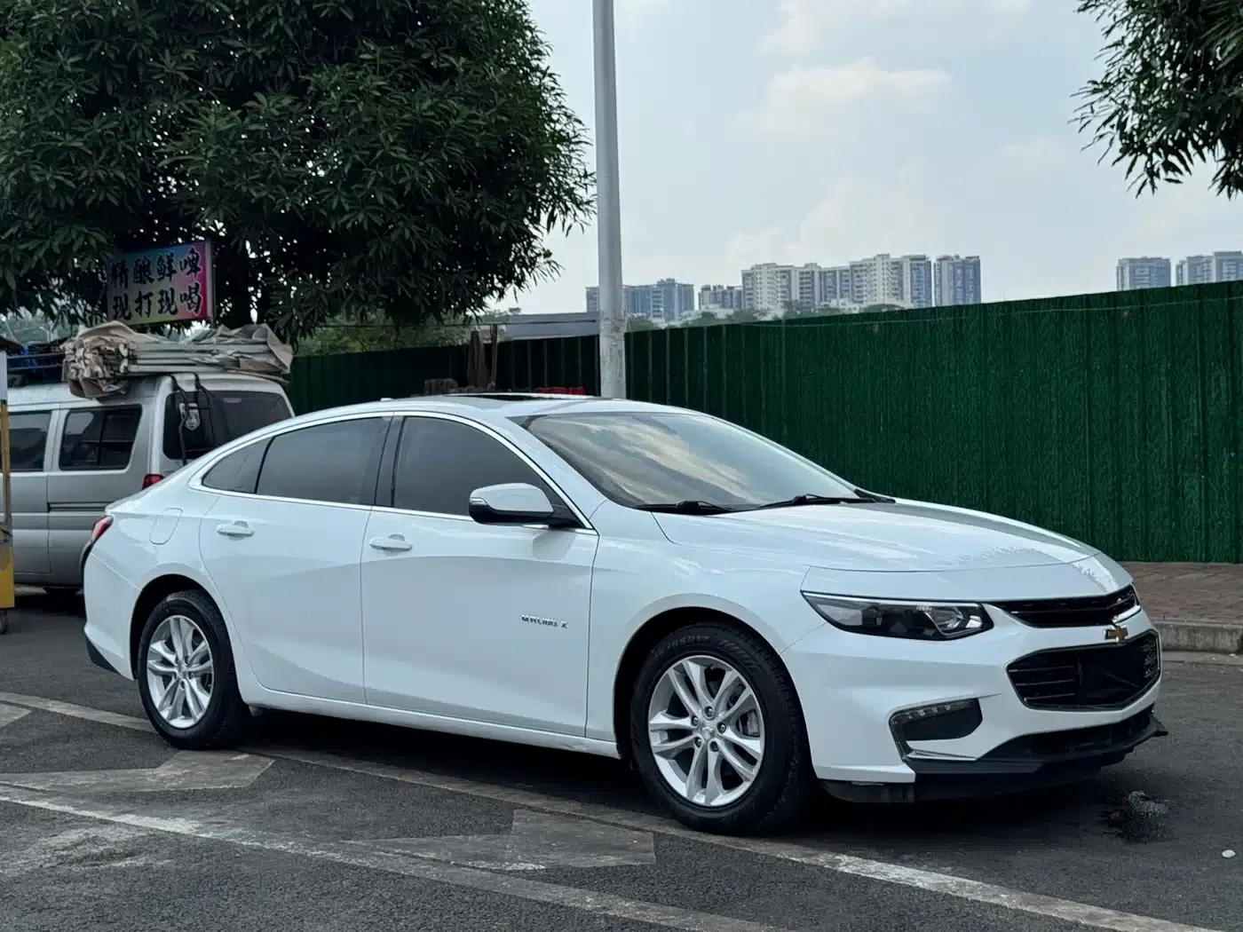 2017 Chevrolet Malibu XL 1.5T Automatic Elite Edition — миниатюра 3