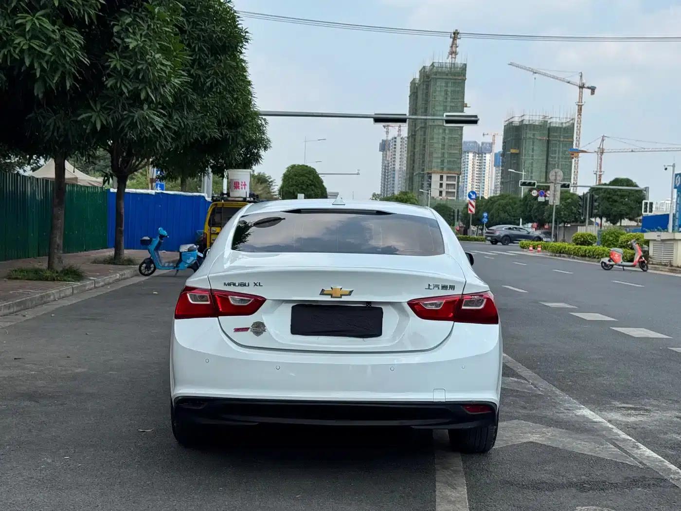 2017 Chevrolet Malibu XL 1.5T Automatic Elite Edition — миниатюра 6