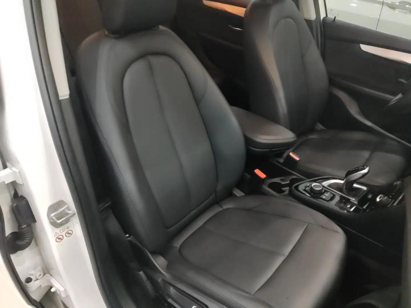BMW 2 Series Gran Tourer 2019 220i Leading Model — миниатюра 19