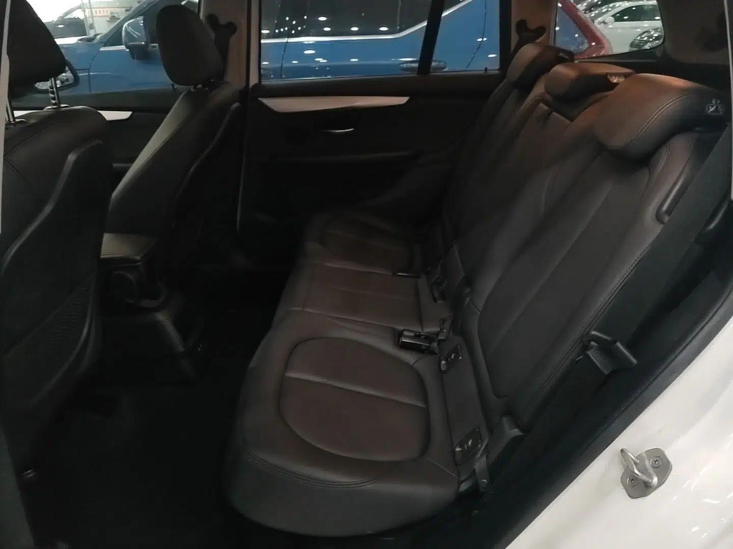 BMW 2 Series Gran Tourer 2019 220i Leading Model — миниатюра 20