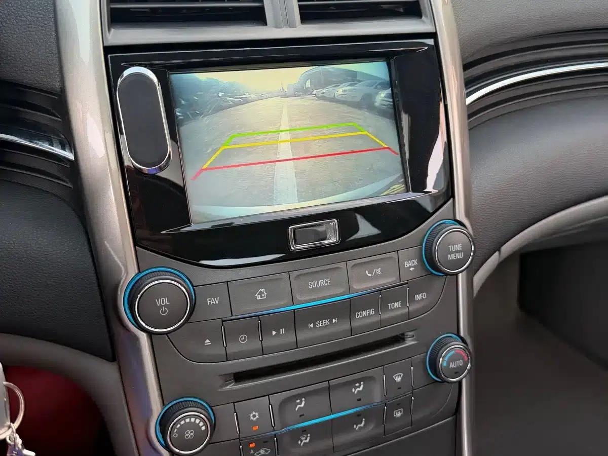 2014 Chevrolet Malibu 2.0L Automatic Luxury Edition — миниатюра 14