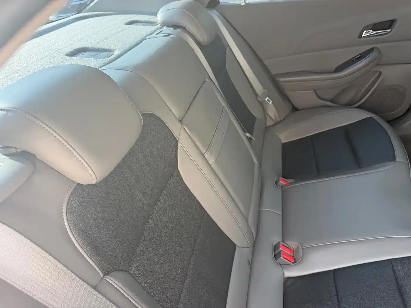 2014 Chevrolet Malibu 2.0L Automatic Luxury Edition — миниатюра 21