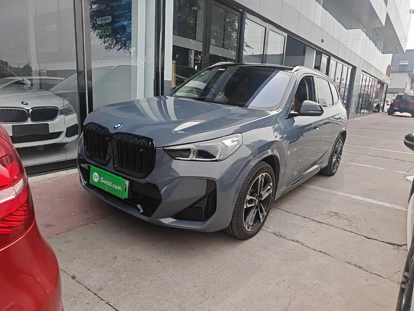 BMW iX1 2023 xDrive30L M Sport Package — миниатюра 1