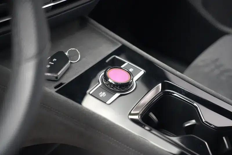 Tiguan L 2024 Pro 380TSI AWD R-Line Supreme Edition — миниатюра 17