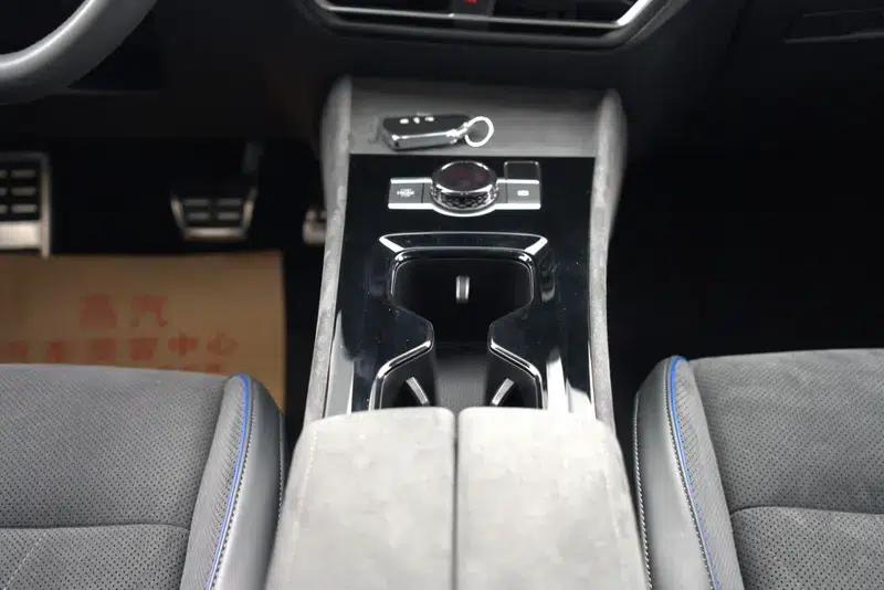 Tiguan L 2024 Pro 380TSI AWD R-Line Supreme Edition — миниатюра 7