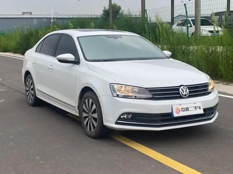 2018 Volkswagen Sagitar 1.6L Manual Comfort Edition — миниатюра 3