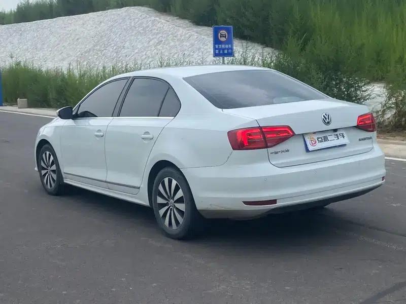 2018 Volkswagen Sagitar 1.6L Manual Comfort Edition — миниатюра 4