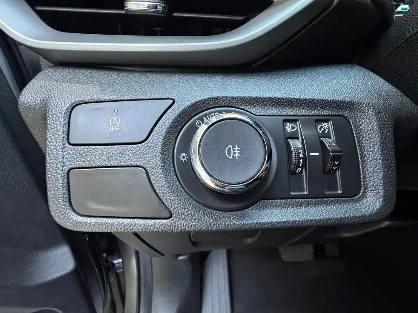 2020 Chevrolet Orlando Mild Hybrid 530T Automatic Enjoy Edition (5+2 models) — миниатюра 20