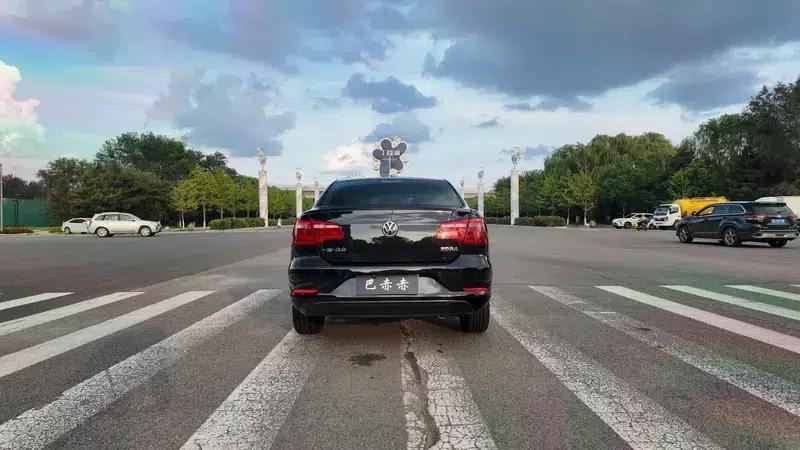 2014 Volkswagen Bora 1.6L Automatic Comfort Model — миниатюра 5