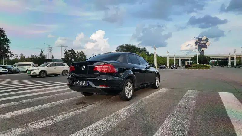 2014 Volkswagen Bora 1.6L Automatic Comfort Model — миниатюра 6
