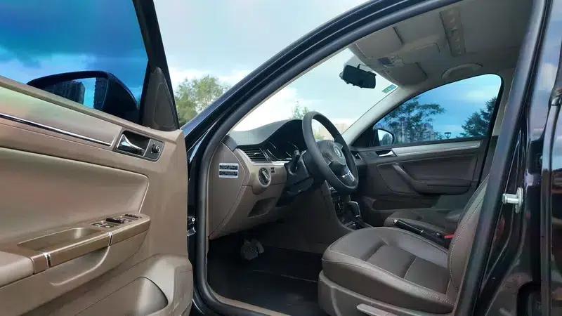 2014 Volkswagen Bora 1.6L Automatic Comfort Model — миниатюра 8