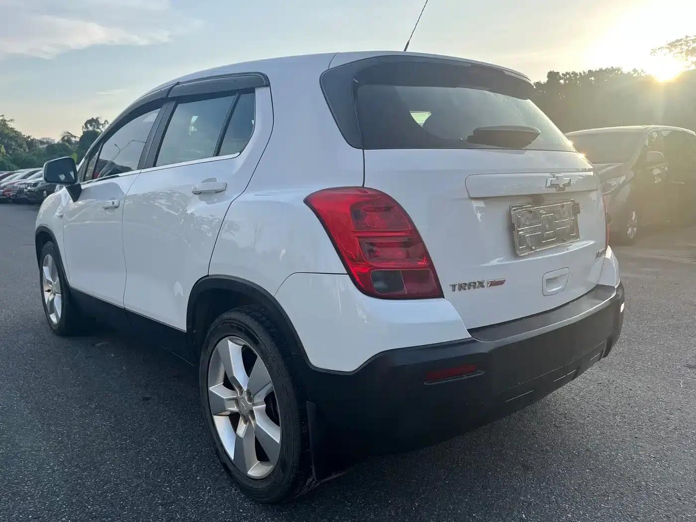 Chevrolet Trax 2014 1.4T Manual 2WD Comfort Model — миниатюра 4