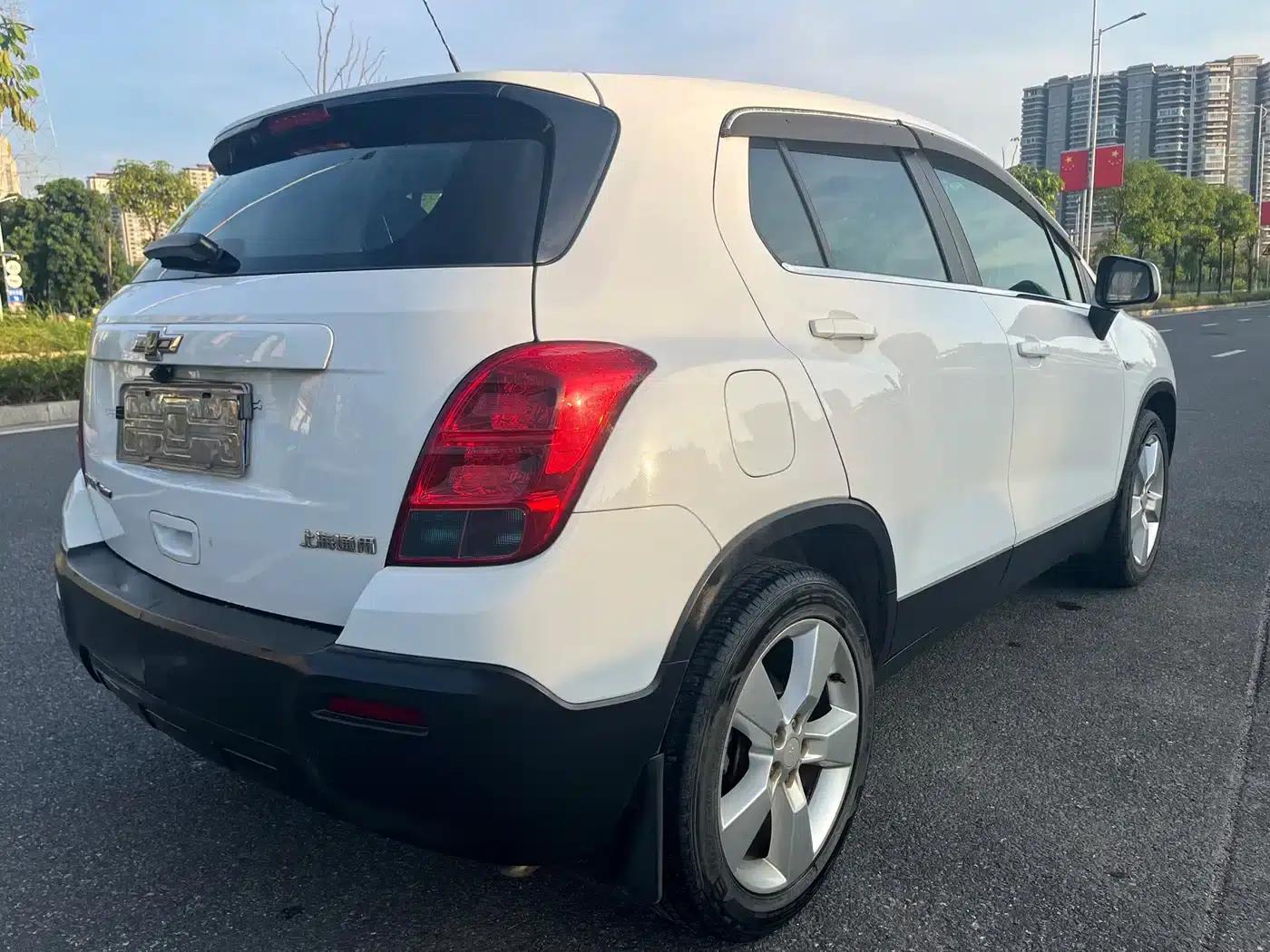 Chevrolet Trax 2014 1.4T Manual 2WD Comfort Model — миниатюра 5