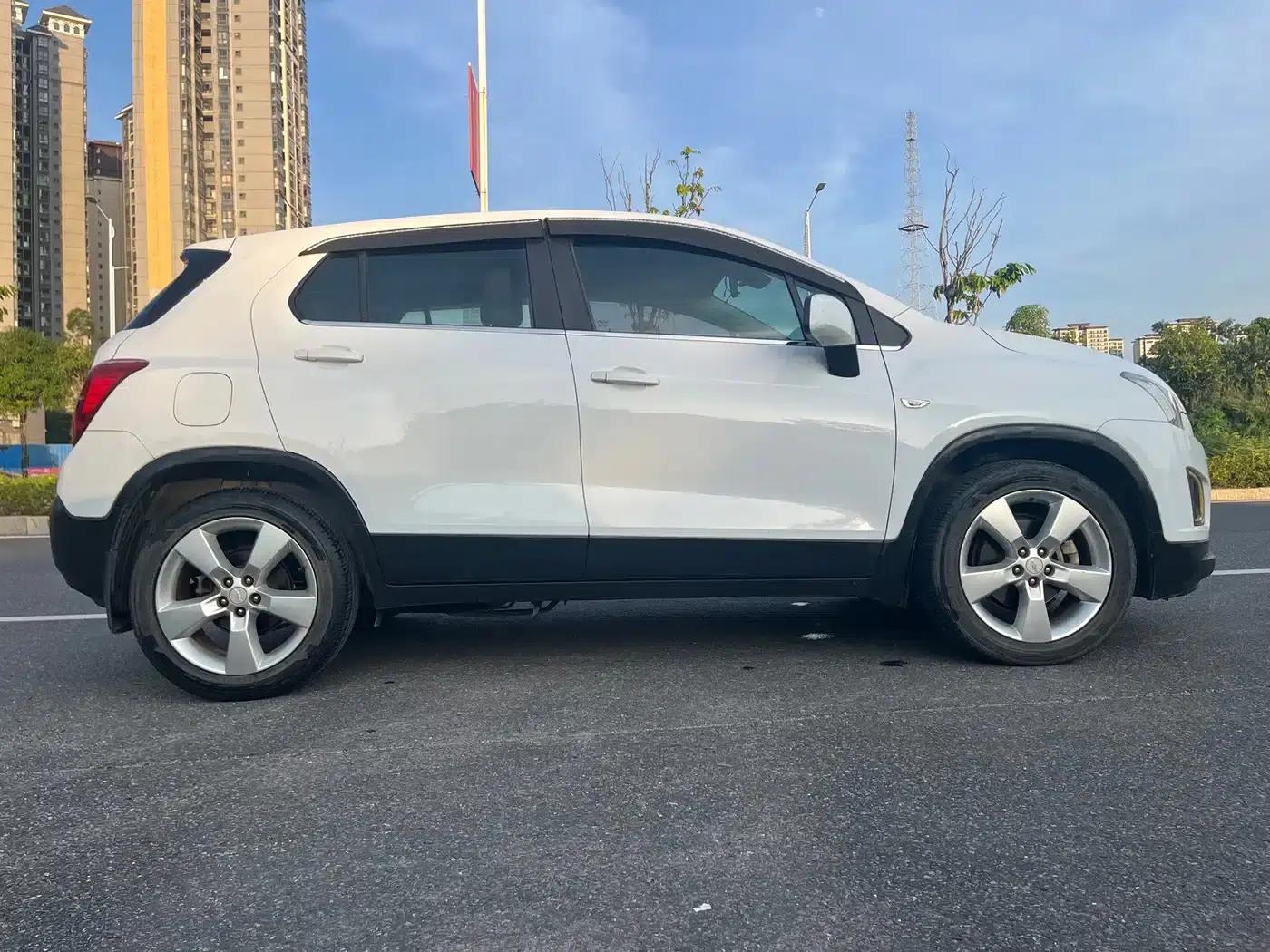 Chevrolet Trax 2014 1.4T Manual 2WD Comfort Model — миниатюра 6