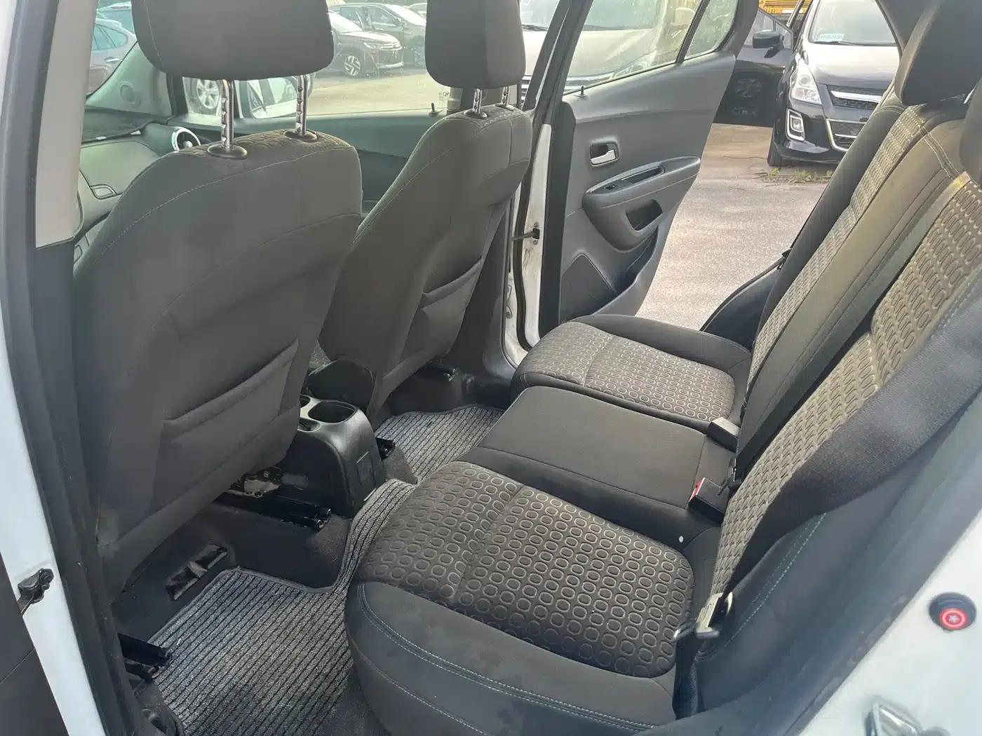 Chevrolet Trax 2014 1.4T Manual 2WD Comfort Model — миниатюра 10