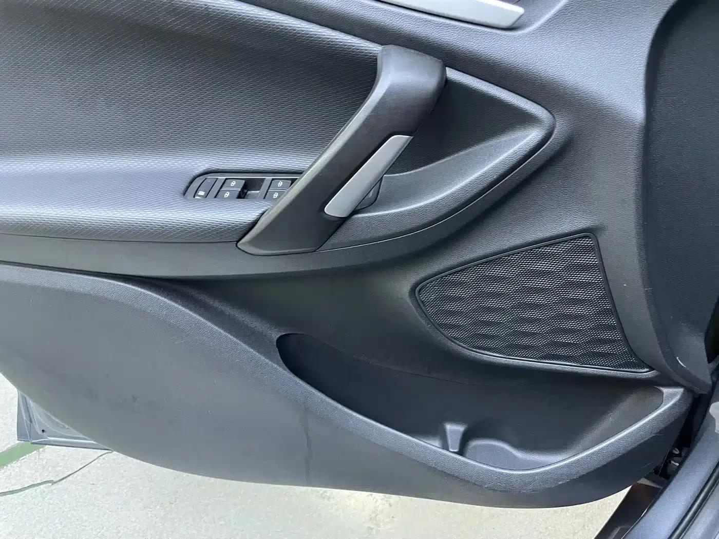 Chevrolet Trax 2019 Redline 335T CVT Ultimate Edition (China VI Emission Standard) — миниатюра 12