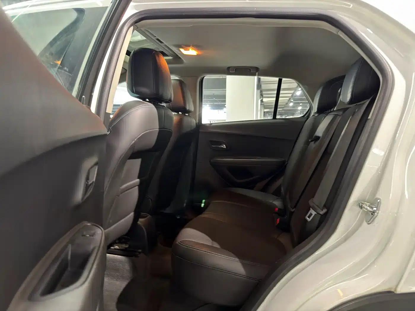 Chevrolet Trax 2014 1.4T Automatic 2WD Luxury — миниатюра 14