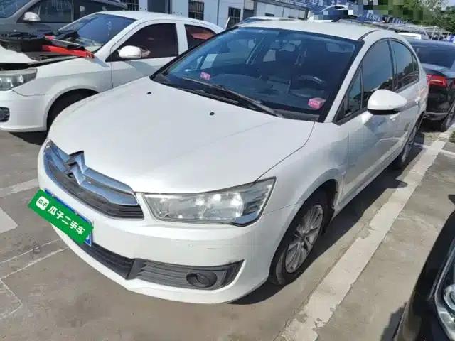 Citroën C4 2013 Sedan 1.6L Automatic Premium Edition