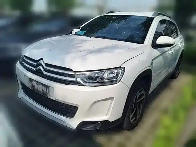 Citroën C3-XR 2015 1.6L Manual Pioneer Edition