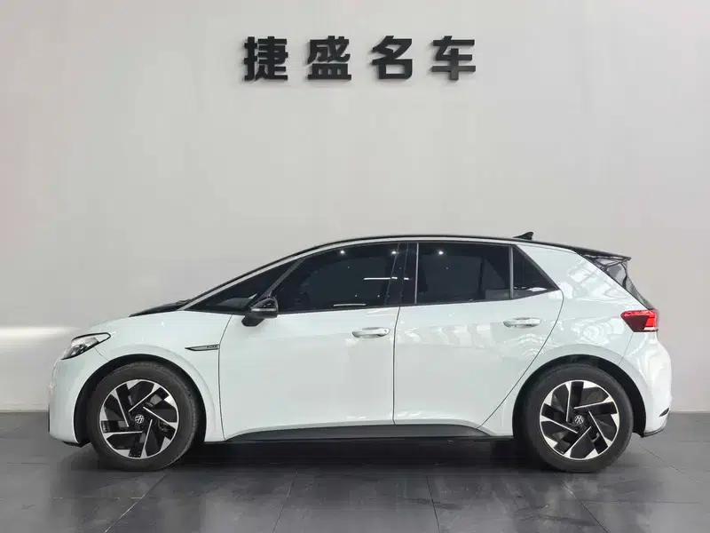 Volkswagen ID.3 2023 Pure Smart Edition — миниатюра 3