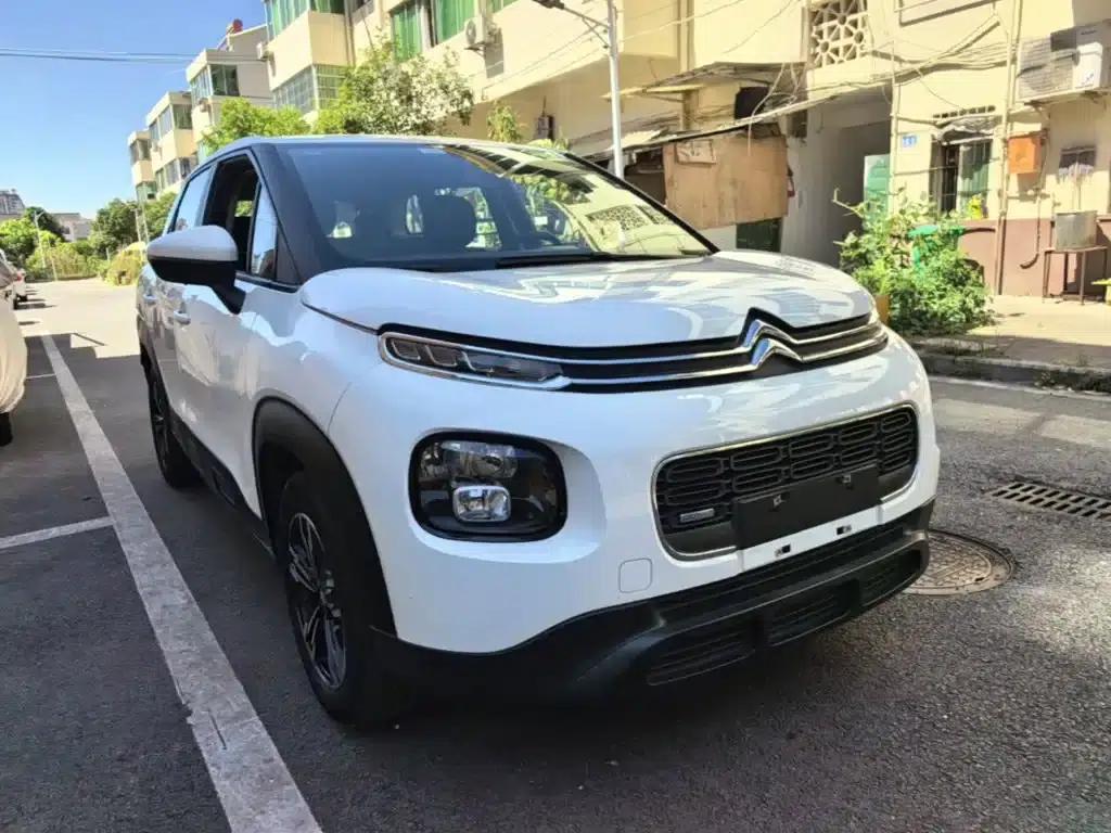 2018 C4 AIRCROSS 230THP Automatic Elegance Edition — миниатюра 4