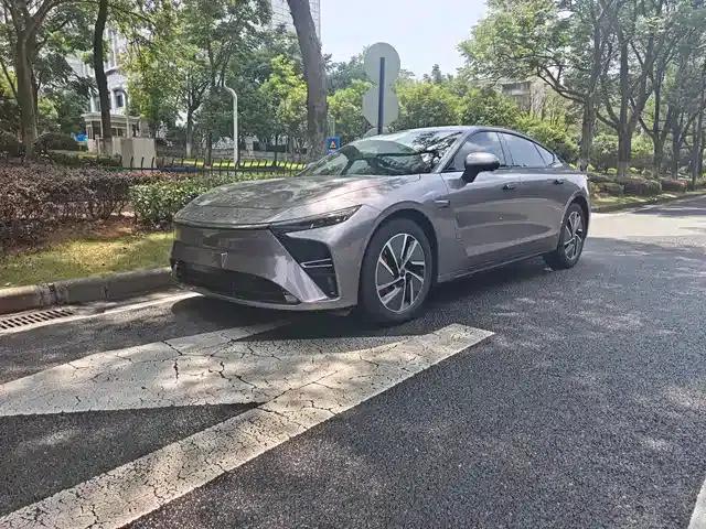 Exeed ES 2025 Range Extender Pro Highway Assist Driving