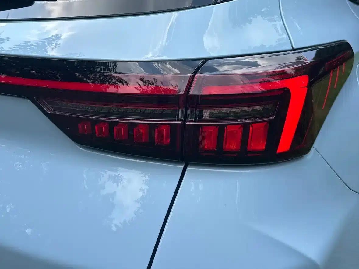 Exeed C-DM 2024 Model C-DM 1.5TCI 105KM Luxury Edition — миниатюра 6