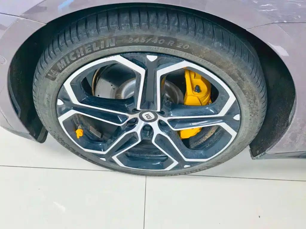 Xiaomi SU7 2024 All-Wheel Drive Long Range High-End Intelligent Driving Max Edition — миниатюра 4