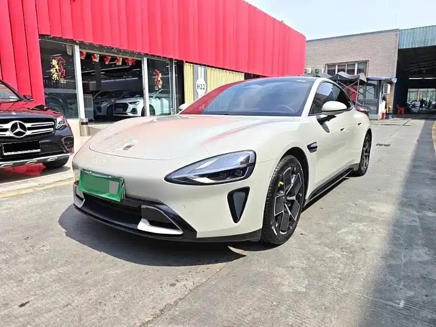 Xiaomi SU7 2024 Rear-Wheel Drive Long-Range Smart Driving Edition — миниатюра 1