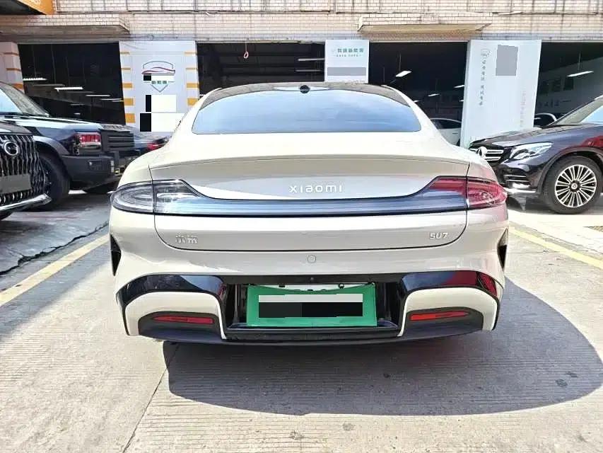 Xiaomi SU7 2024 Rear-Wheel Drive Long-Range Smart Driving Edition — миниатюра 8
