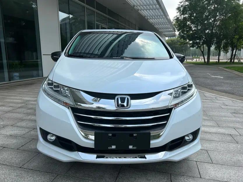 Honda Odyssey 2017 2.4L Smart Edition — миниатюра 2