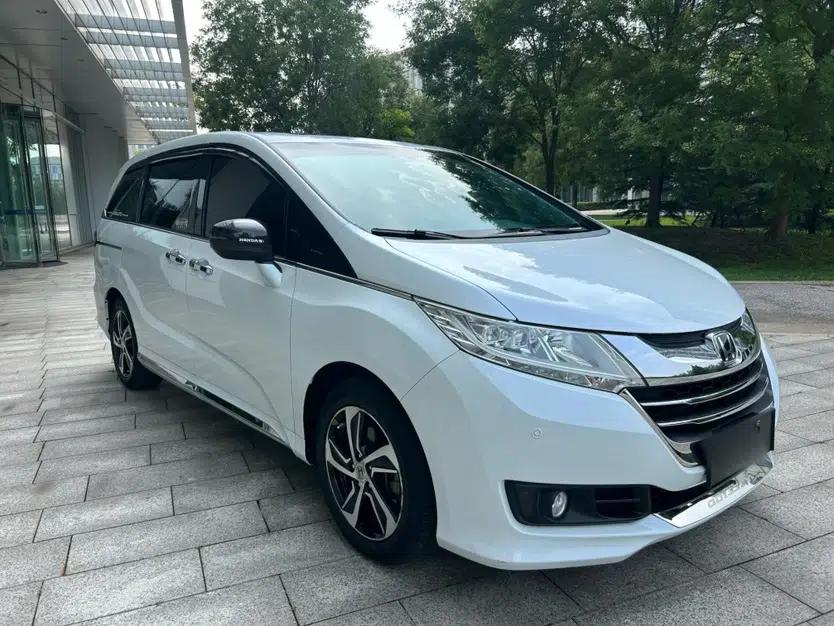 Honda Odyssey 2017 2.4L Smart Edition — миниатюра 3
