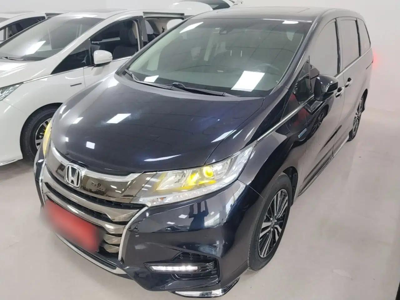 Honda Odyssey 2021 2.0L Rui·Smart Edition — миниатюра 1